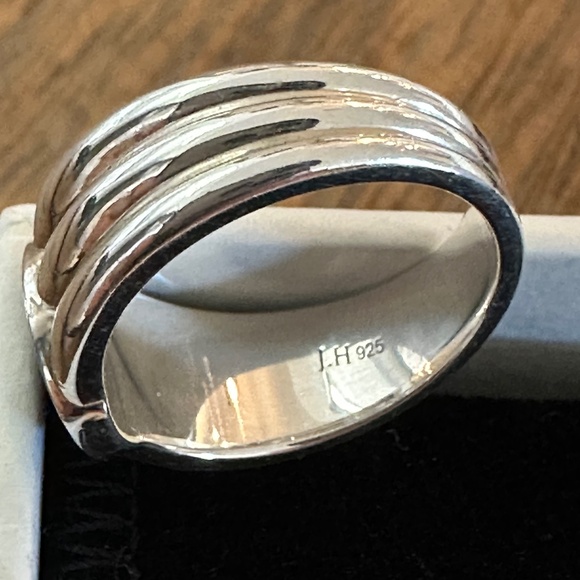 j hannah Stacked Signet - Onyx and Sterling Silver 5.5 - Picture 2 of 4